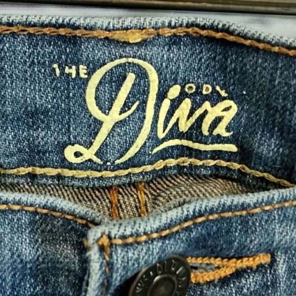 Pre-owned. "Diva ( old Navy) " woman's jeans 👖 - Picture 5 of 7
